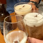 酒肴 新屋敷 - 酒肴 新屋敷　ホッピーマスターの２人はホッピー、自分は日本酒で乾杯！