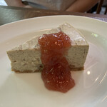 cinq - いちじくのレアチーズケーキ