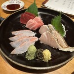ごとく - 料理写真:本マグロ、鬼カサゴ、サワラのたたき