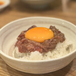 炭火焼肉ホルモン うしごろ - 