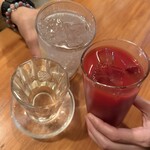 立ち呑み処 なかや - 夜のトマトジュースも、日本酒もレモンサワーも美肌の為？