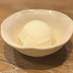 炭火焼肉ホルモン うしごろ - 