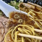 らーめん初代 - 食べ進めます