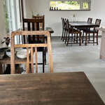 薬舗 坂の途中 - お店の雰囲気