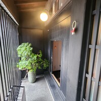 ヒカリヤ ニシ - 