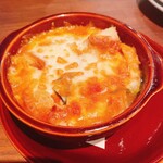 ピッコラ・フェリーチェ - トリッパのトマト煮込み　モッツァレラ焼き