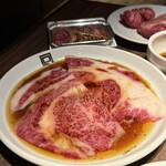 近江牛焼肉 囘 - 