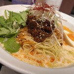 皇蘭 - 豆乳仕立ての冷製担々麺