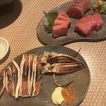 完全個室完備 郷土酒肴 あおもり屋 - マグロ盛り合わせ　ゲソ焼き