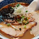 321240437 - とんこつらーめん