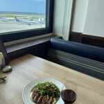 ロイヤルホスト 那覇空港店 - 