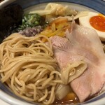 中華そば 麒麟 - 醤油中華そば特製 大盛り