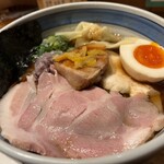 中華そば 麒麟 - 醤油中華そば特製 大盛り