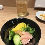 海鮮酒場 銀三千鳥足 人情屋台金山店 - 漬物盛り合わせ