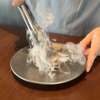 島おでん MIKE 神戸店 - エンターテイメントにサワラ炙り