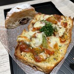 パン工房&カフェ PAS A PAS  - 