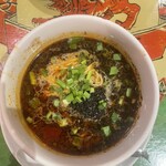 紅虎餃子房 - 黒胡麻担々麺　1000円