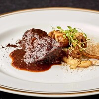 牛ホホ肉　茸