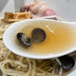 くそオヤジ最後のひとふり 三宮店 - 