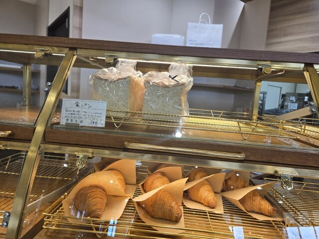 BREAD IWASAKIDAI base