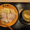 三麺流 武者麺 江坂店