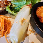 カフェ＆ミール ムジ - 玉ねぎのロースト〜カシューナッツパン粉〜