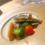 ブラッスリー 航 - チキンのフリカッセ+ 赤ワインライス