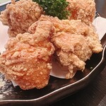 花いちもんめ - 単品)鶏のぶつ切り唐揚げ  ¥580  ジューシーでまじ美味しかった