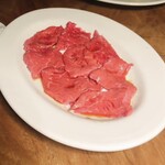 カルネジーオ イースト - 