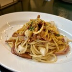 Il Filo - イカと大根のアーリオオーリオ　カラスミがけ