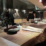 臥薪 - カウンターの様子