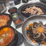 Jukusei Niku Senmon Ten Yopu no O Buta Shio Yaki Kichijoji Ten - 