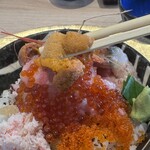 海鮮丼 ころ九 - 