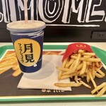 マクドナルド - 料理写真:マックフライポテト&マックシェイク/計560円♪