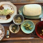 旬家ばんちゃん - ばんちゃん御膳　卵焼きと魚料理