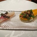 北新地Koutaro - 愛媛産鰺のフランボワーズ酢マリネ、栄螺・隠元のワンスプーン