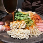 肉×鍋×韓国料理 韓国バル OKOGE - 