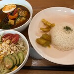 Kana Kana - 料理写真:野菜・とり肉のスープカレー