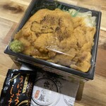 うに専門店 世壱屋 函館魚まさ店 - 