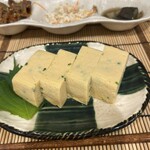 創作おばんざい しあわせになりたい - ニラ入りだし巻き卵