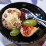 うを徳 - 2025.9 唐津産ビオレソリエス 山梨産ピッテロビアンコ 長野産クイーンニーナ ラムレーズンのアイスクリーム