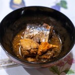 うを徳 - 2025.9 根室産秋刀魚と余市産アンキモの煮付け