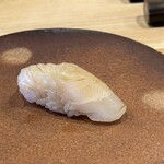 鮨 十兵衛 - 平目