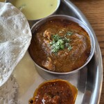 巡るインド - ノンベジ　コーリコランブ（チキン）