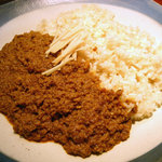 カレーバル・アルディート - キーマカレー(大盛)のアップ＠ランチ帯