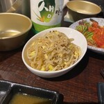 炭焼ホルモン えいた - もやしナムル
