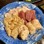 炭焼ホルモン えいた - ホルモン盛り