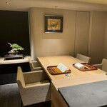 かにじぇんぬ　麻布 - 内観