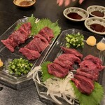 居酒屋夢の花 - 馬刺し200g（２人前）