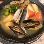 Fresh Seafood Bistro SARU - 